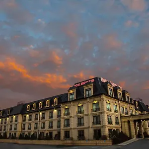 *** Hotel Hotel Brossard Canada